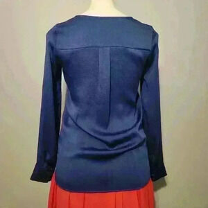H&M blue satin blouse top